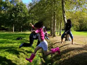 Kender School children playing - click image for larger version